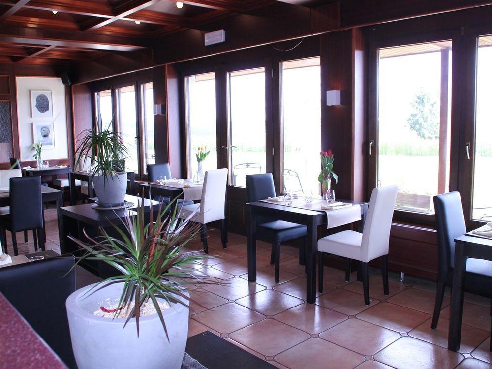 Hotel Restaurant N 4 Martelange Ngoại thất bức ảnh